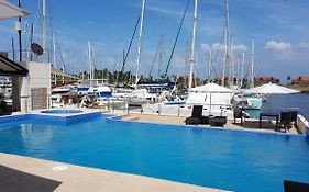 Marina Hotel At Shelter Bay